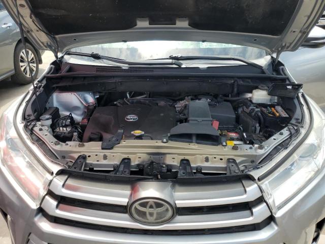 Foto 12 de la subasta – 2017 TOYOTA HIGHLANDER con VIN 5TDJZRFH8HS406760