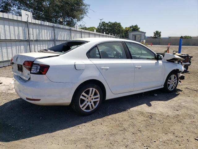 Photo 3 from auction – 2017 VOLKSWAGEN JETTA S with VIN 3VW2B7AJ4HM250494