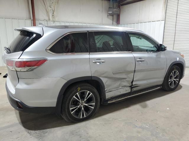 Photo 3 from auction – 2016 TOYOTA HIGHLANDER with VIN 5TDKKRFH5GS166607