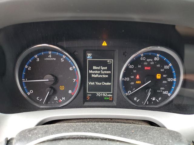 Photo 9 from auction – 2017 TOYOTA RAV4 LIMIT with VIN 2T3DFREV5HW677321