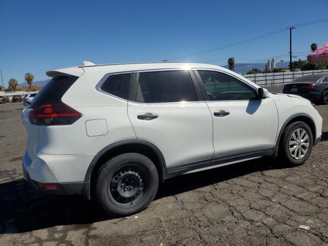 Photo 3 from auction – 2018 NISSAN ROGUE S with VIN KNMAT2MT9JP620897