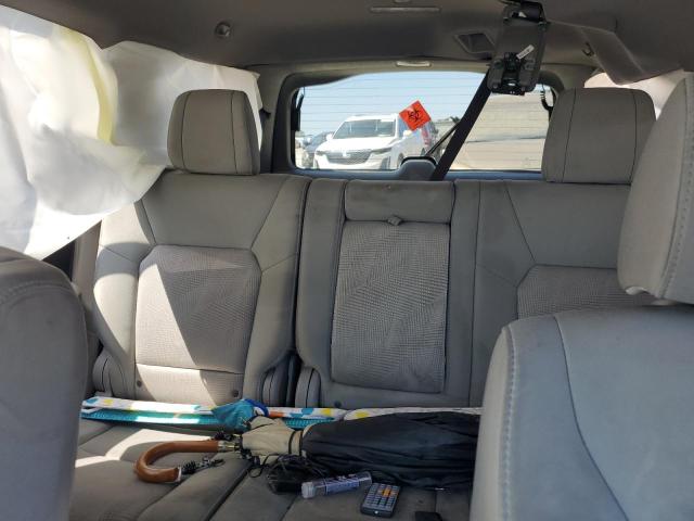 Photo 10 from auction – 2012 HONDA PILOT LX with VIN 5FNYF4H2XCB005842