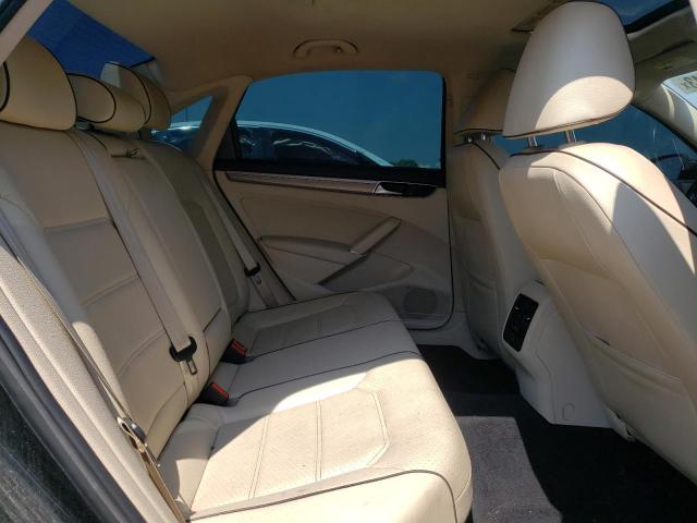 Photo 10 from auction – 2016 VOLKSWAGEN PASSAT SE with VIN 1VWBS7A31GC018095