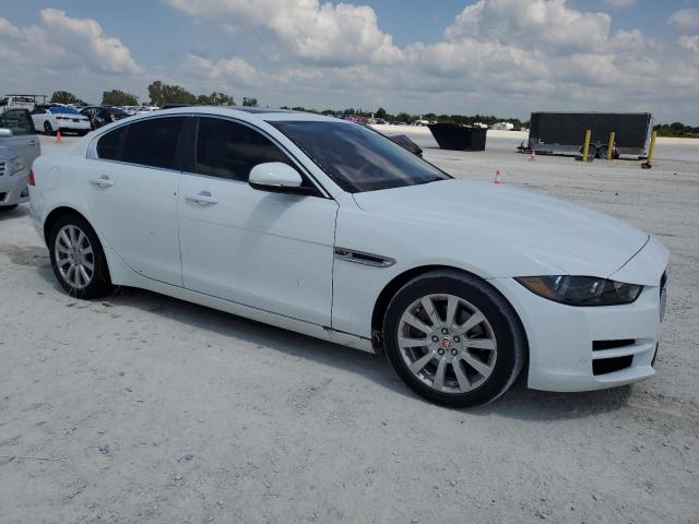 Photo 4 from auction – 2019 JAGUAR XE with VIN SAJAR4FX6KCP48048