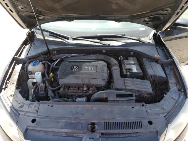 Photo 11 from auction – 2014 VOLKSWAGEN PASSAT S with VIN 1VWAS7A39EC057154