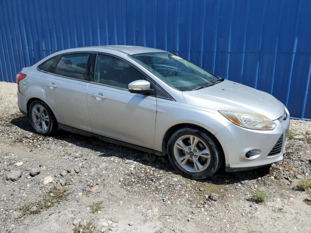 Photo 4 from auction – 2014 FORD FOCUS SE with VIN 1FADP3F26EL161259