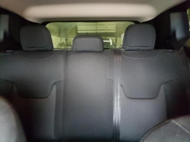 Photo 10 from auction – 2018 JEEP RENEGADE S with VIN ZACCJBAB1JPH02152