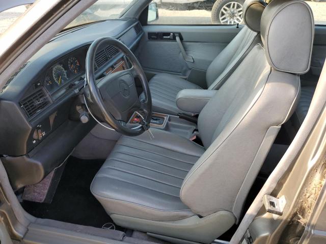Photo 7 from auction – 1992 MERCEDES-BENZ 190 E 2.6 with VIN WDBDA29D0NF988769