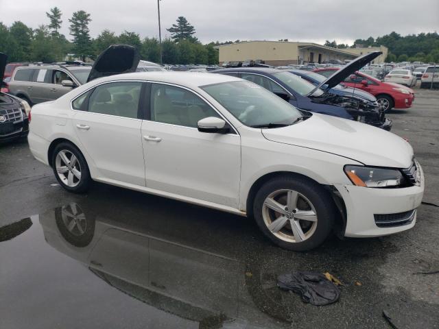 Photo 4 from auction – 2012 VOLKSWAGEN PASSAT SE with VIN 1VWBP7A36CC104207