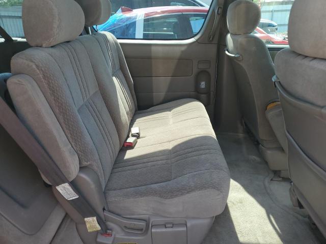 Photo 11 from auction – 2002 TOYOTA SIENNA with VIN 4T3ZF19C22U441541