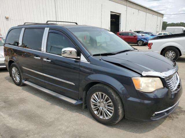 Photo 4 from auction – 2013 CHRYSLER TOWN & COU with VIN 2C4RC1CG4DR777631