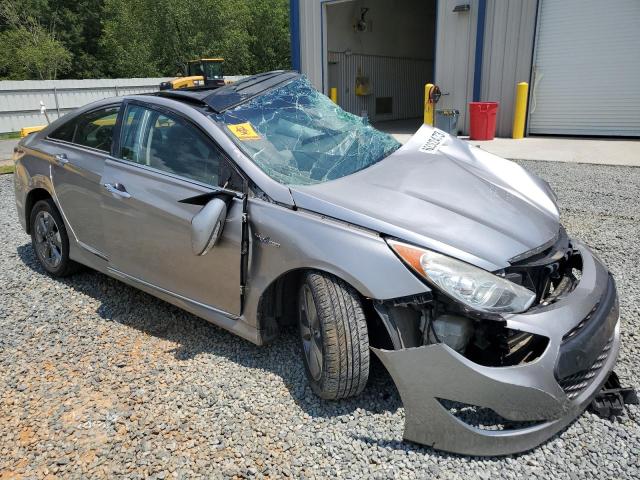 Photo 4 from auction – 2012 HYUNDAI SONATA HYB with VIN KMHEC4A43CA032277