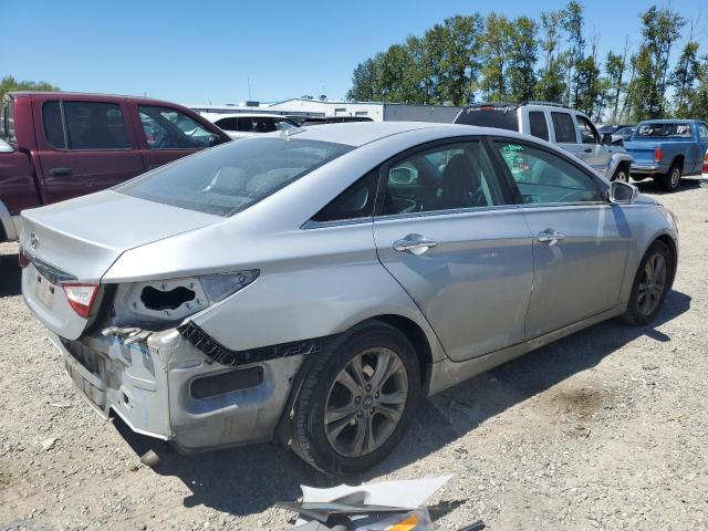 Photo 3 from auction – 2011 HYUNDAI SONATA SE with VIN 5NPEC4AC8BH008883