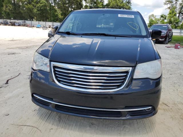 Photo 5 from auction – 2016 CHRYSLER TOWN & COU with VIN 2C4RC1BG6GR293854
