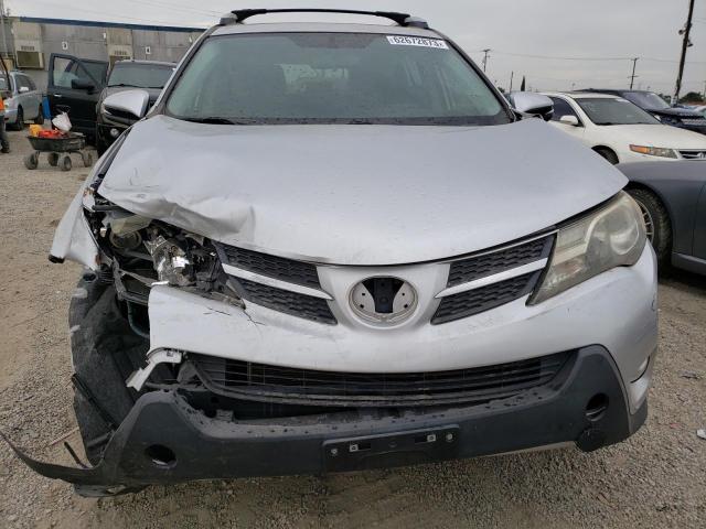 Photo 5 from auction – 2014 TOYOTA RAV4 XLE with VIN JTMWFREVXEJ016094