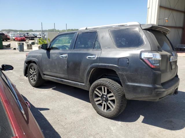 Photo 2 from auction – 2018 TOYOTA 4RUNNER SR with VIN JTEBU5JR8J5589130