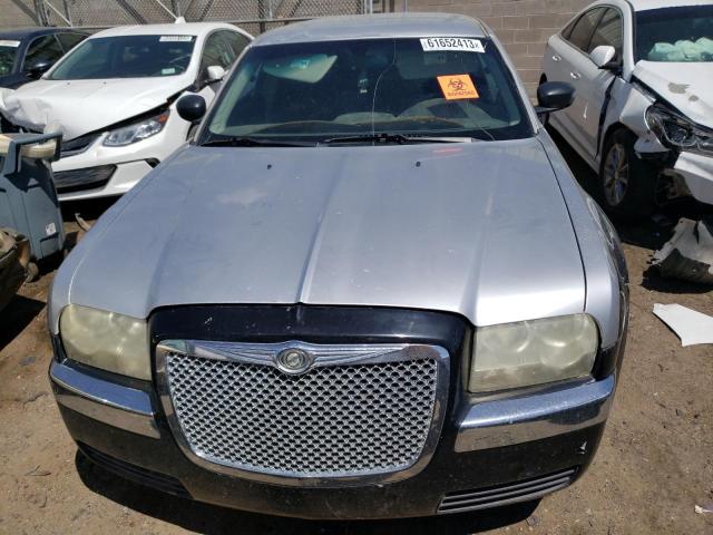 Photo 5 from auction – 2005 CHRYSLER 300 with VIN 2C3JA43R95H691376