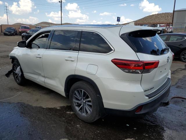 Фото 2 с аукциона – 2018 TOYOTA HIGHLANDER с VIN 5TDJZRFH2JS850075