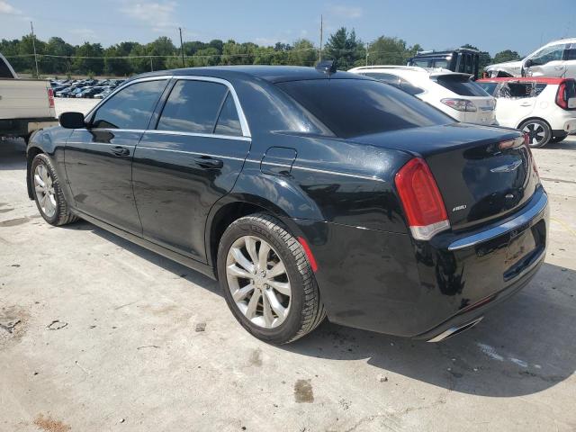 Photo 2 from auction – 2019 CHRYSLER 300 TOURIN with VIN 2C3CCARG2KH517572