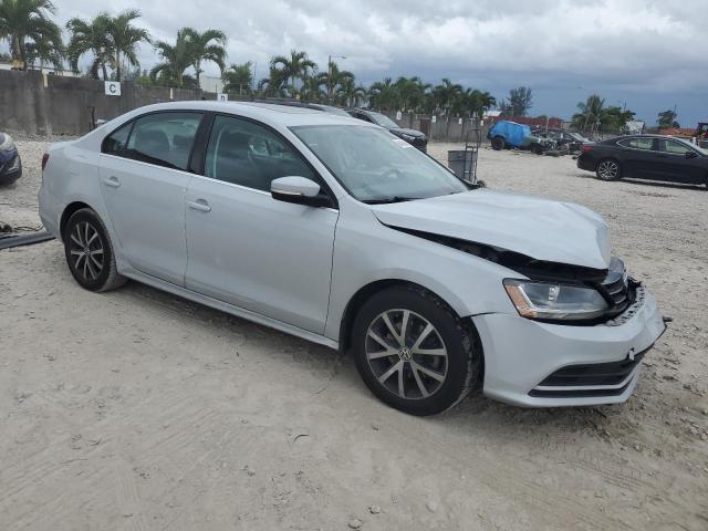 Photo 4 from auction – 2017 VOLKSWAGEN JETTA SE with VIN 3VWDB7AJ9HM243162