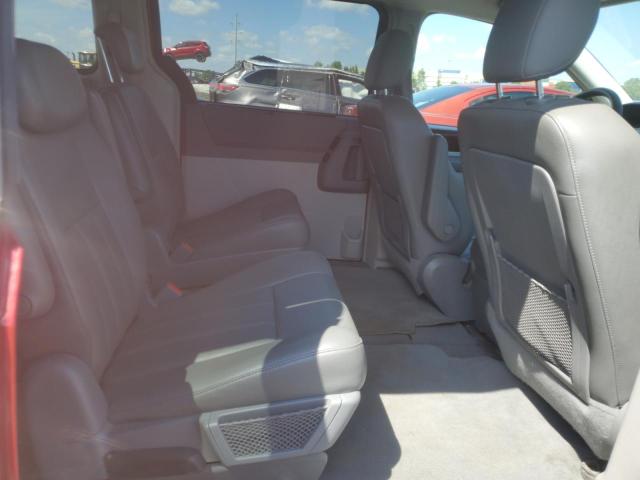 Photo 11 from auction – 2010 CHRYSLER TOWN & COU with VIN 2A4RR5D19AR217593