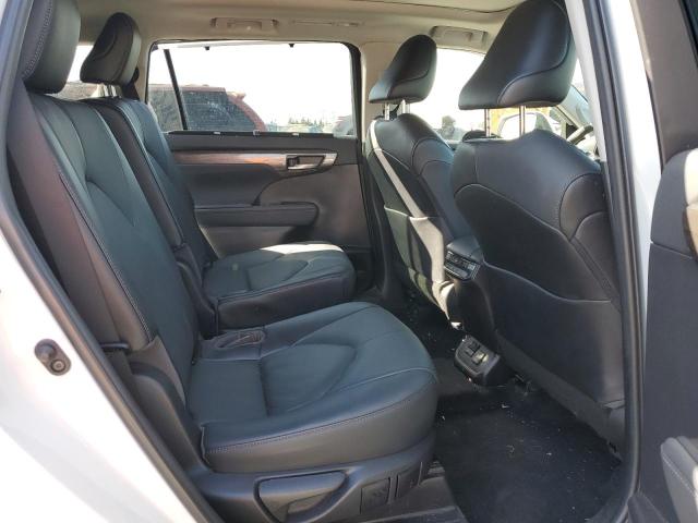 Photo 11 from auction – 2022 TOYOTA HIGHLANDER with VIN 5TDFZRAH4NS130201