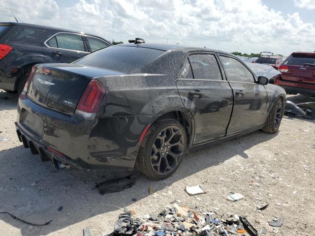 Photo 3 from auction – 2019 CHRYSLER 300 S with VIN 2C3CCABG3KH618128