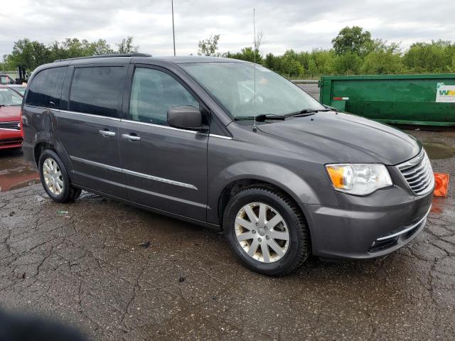 Photo 4 from auction – 2016 CHRYSLER TOWN & COU with VIN 2C4RC1BG5GR255094