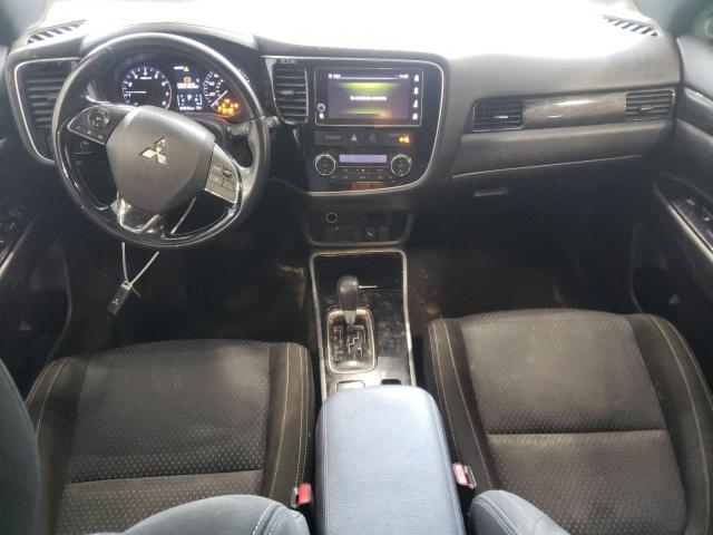 Photo 8 from auction – 2018 MITSUBISHI OUTLANDER with VIN JA4AZ3A36JZ063812