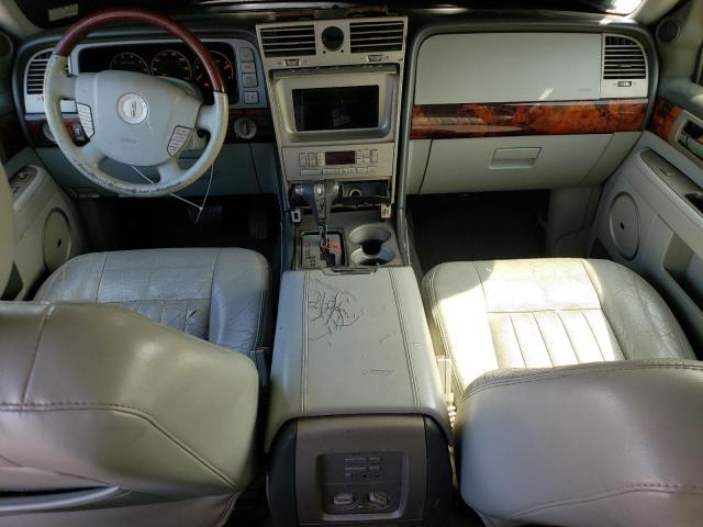 Photo 8 from auction – 2006 LINCOLN NAVIGATOR with VIN 5LMFU28596LJ01001