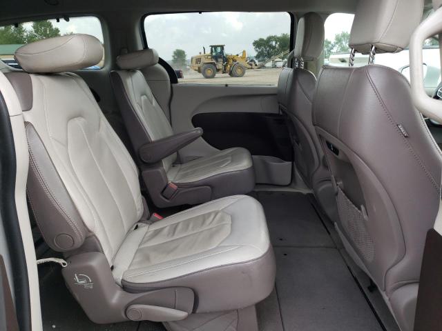 Снимка 11 от търг – 2018 CHRYSLER PACIFICA T с VIN 2C4RC1BG1JR216851
