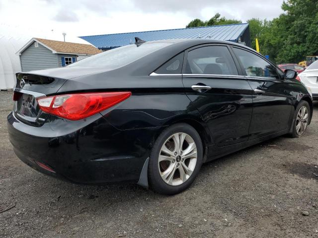 Photo 3 from auction – 2011 HYUNDAI SONATA SE with VIN 5NPEC4AC9BH127784
