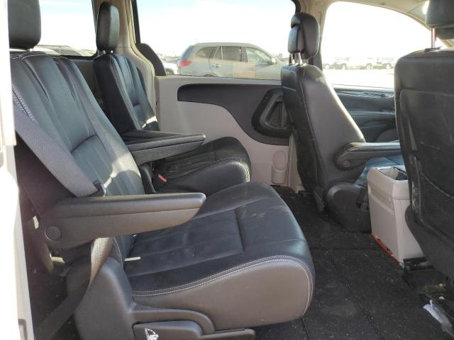 Photo 11 from auction – 2012 CHRYSLER TOWN & COU with VIN 2C4RC1BG7CR232653