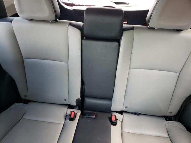 Photo 10 from auction – 2018 TOYOTA RAV4 LIMIT with VIN JTMDFREV9JD230686