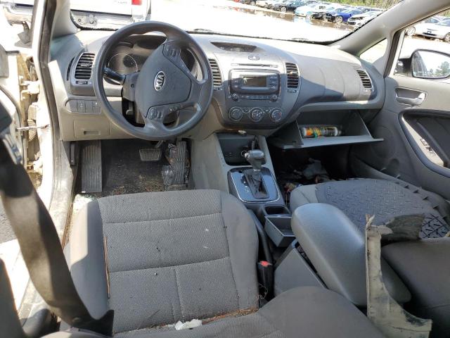 Photo 8 from auction – 2017 KIA FORTE LX with VIN 3KPFK4A73HE038915