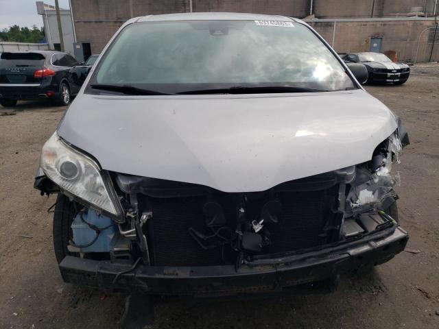 Photo 5 from auction – 2018 TOYOTA SIENNA L with VIN 5TDZZ3DC4JS935264