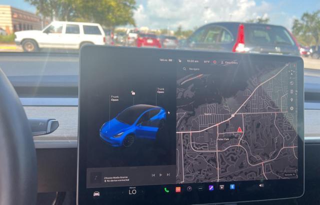 Photo 8 from auction – 2022 TESLA MODEL Y with VIN 7SAYGDEEXNF480067