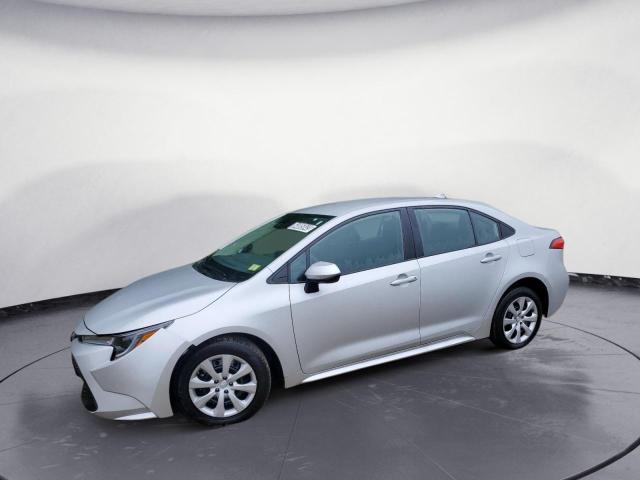 TOYOTA COROLLA LE 2022 with VIN 5YFEPMAE1NP275456 - Photo from auction