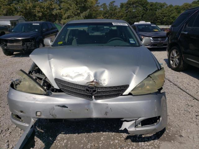 Photo 5 from auction – 2004 TOYOTA CAMRY LE with VIN JTDBE32K940265063
