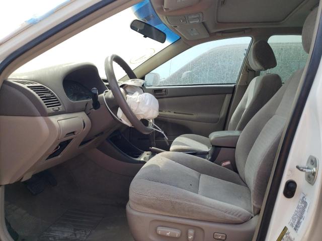 Photo 7 from auction – 2004 TOYOTA CAMRY LE with VIN 4T1BF32K84U070458