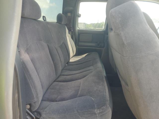 Photo 10 from auction – 2002 CHEVROLET SILVERADO with VIN 2GCEK19T021107236