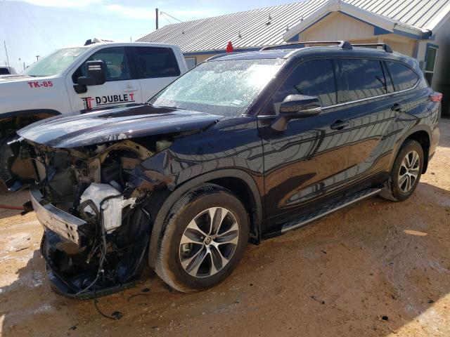 TOYOTA HIGHLANDER 2022 with VIN 5TDGZRAH7NS102882 - Photo from auction