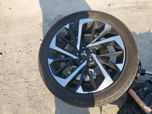 Photo 13 from auction – 2023 MITSUBISHI OUTLANDER with VIN JA4J4UA89PZ016007
