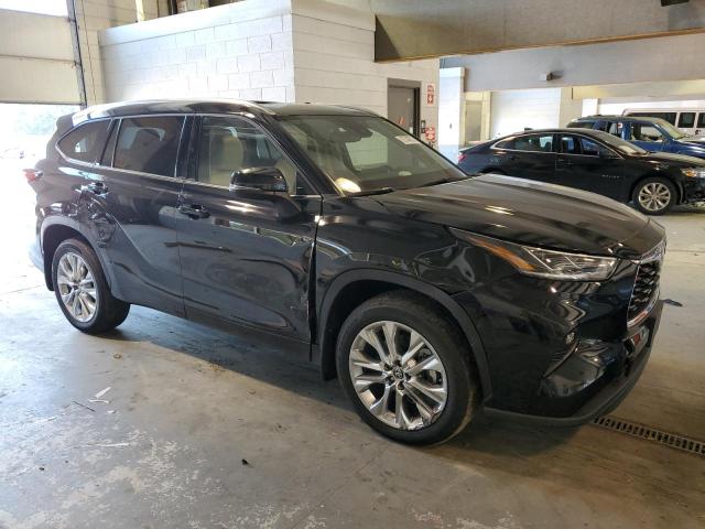 Снимка 4 от търг – 2022 TOYOTA HIGHLANDER с VIN 5TDDZRBH0NS200069