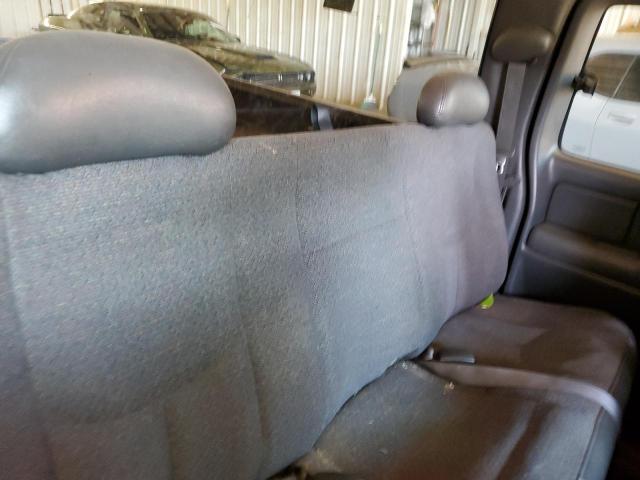 Photo 10 from auction – 2004 CHEVROLET SILVERADO with VIN 1GCEC19X74Z205738