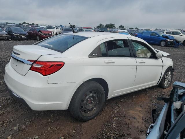Photo 3 from auction – 2013 CHRYSLER 200 LX with VIN 1C3CCBAB1DN641557