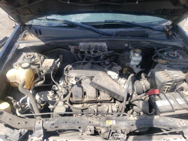 Photo 12 from auction – 2008 FORD ESCAPE LIM with VIN 1FMCU94148KB27936