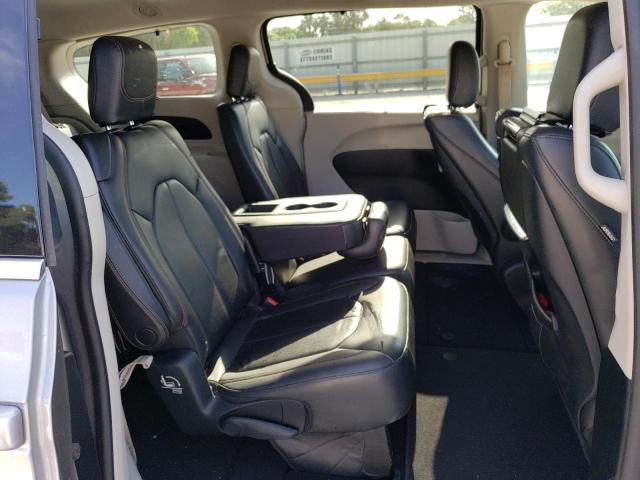 Photo 11 from auction – 2017 CHRYSLER PACIFICA T with VIN 2C4RC1EG8HR659293