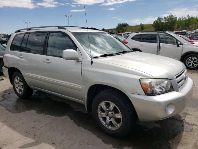 Photo 4 from auction – 2004 TOYOTA HIGHLANDER with VIN JTEEP21A040065517