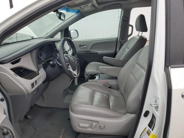 Photo 7 from auction – 2017 TOYOTA SIENNA XLE with VIN 5TDYZ3DC2HS891545